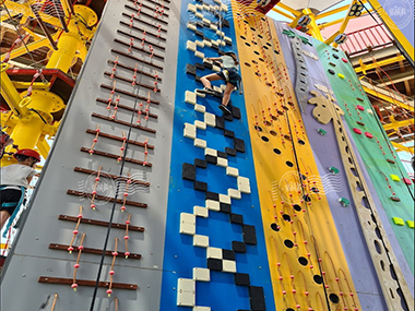  Adventure Attractions Manufacturer, ropes course, climbing walls, fun walls, climbing tower, zipline